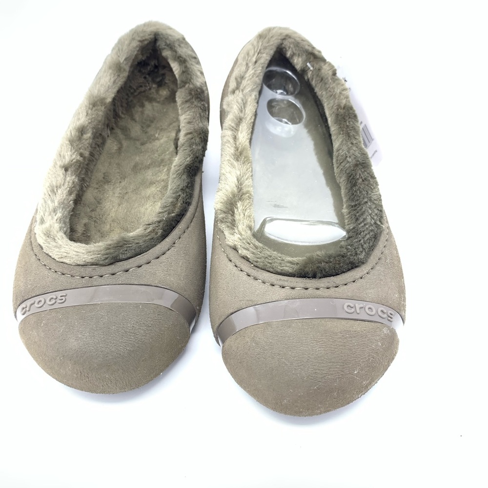 NEW CFOCS FUELINED FLATS SIZE 7